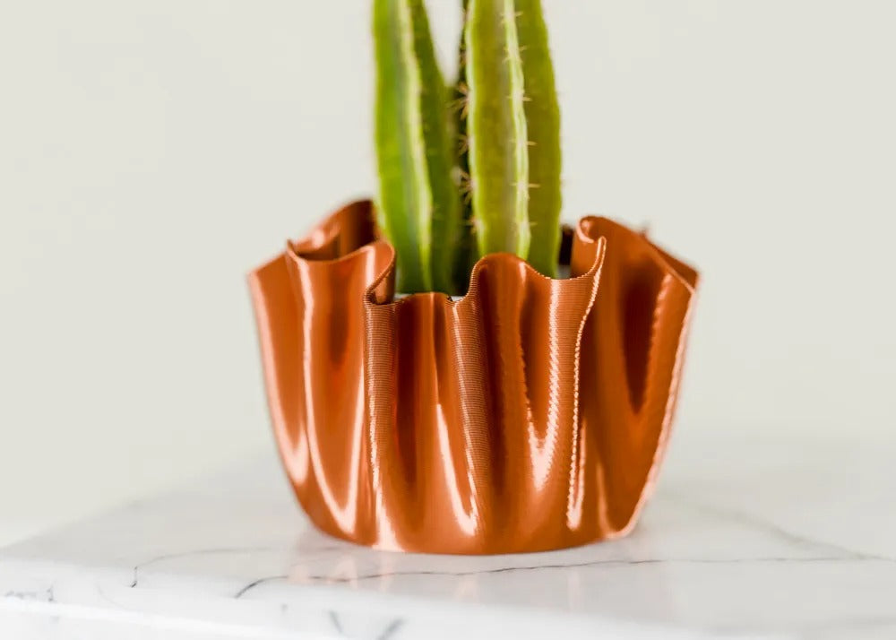 RippleFlow 3D Printed Planter – Upside-Down Fabric Inspired Pot